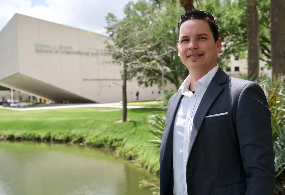 Captura de pantalla 2025-04-09 a la(s) 2.34.14 a.m.