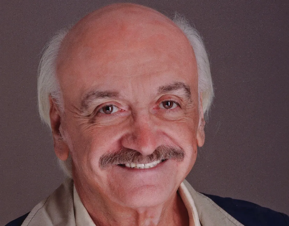 El actor Ruben Rabasa, protagonista de AMIGOS